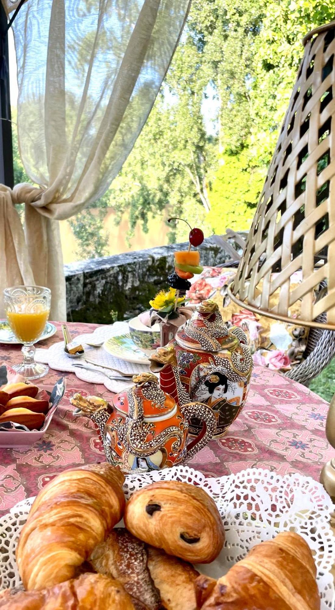 La Rebiere D'Or, B&B Et Gite Mouleydier Εξωτερικό φωτογραφία